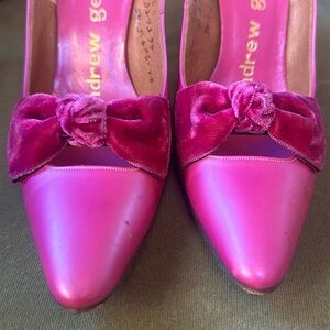 Vintage 60s Andre Geller leather 2” kitten heels
